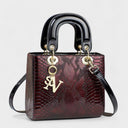 Koža Zmije Crveno Vino