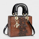 Uzorak Nokti Smeđi Žućkasti