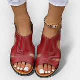 Stilizirane kožne sandale