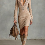 Bež midi haljina s cvjetnim ovratnikom i uskim krojem