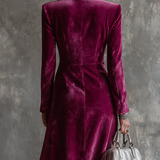 Ljubičasti dugi sako od sameta s gumbima