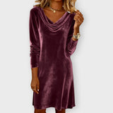 Marina | Elegantna baršunasta haljina s drapiranim izrezom