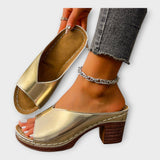 Sandale s debelim potplatom i otvorenom petom