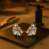 Mirabella Moda | Naušnice s zagrljajem psa