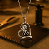 Ogrlica s šapom i cirkonima - Za ljubitelje pasa